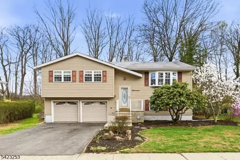 17 Donald Ave, Newton, NJ 07860