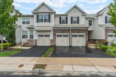 79 Autumn Ln, Skillman, NJ 08558