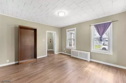 175 Duer St, North Plainfield, NJ 07060 photo 13