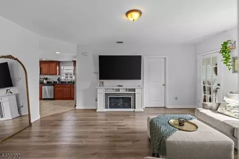 190 Stevens Ave, Cedar Grove, NJ 07009 photo 25