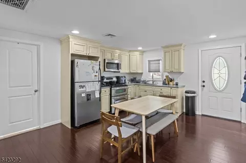 190 Stevens Ave, Cedar Grove, NJ 07009 photo 41