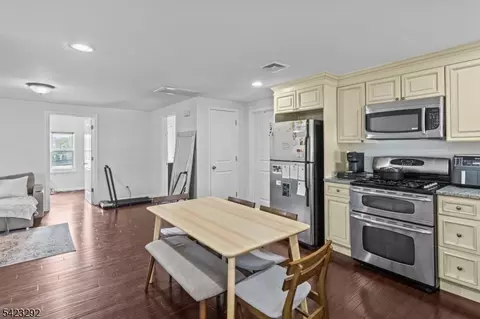 190 Stevens Ave, Cedar Grove, NJ 07009 photo 40