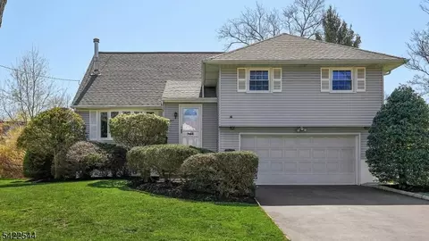 407 Cayuga Way, Westfield, NJ 07090