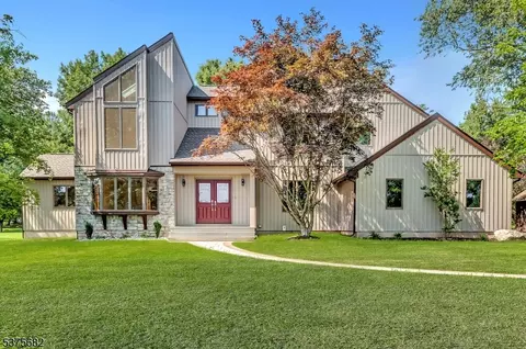 16 Dorland Farm Ct, Skillman, NJ 08558