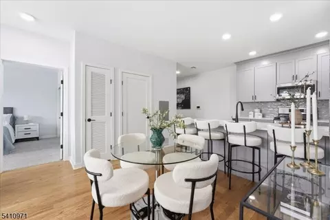 660 Bloomfield Ave #402, Bloomfield, NJ 07003