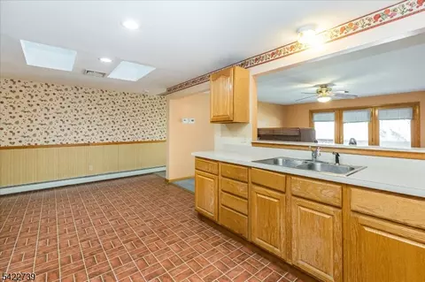 261 Terhune Ave, Passaic, NJ 07055 photo 19