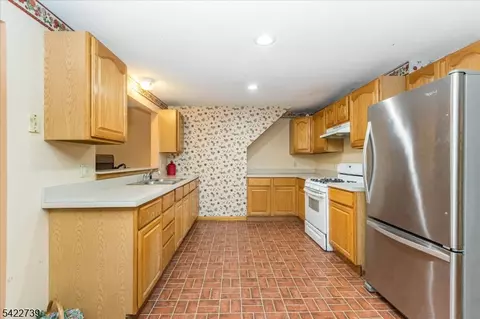261 Terhune Ave, Passaic, NJ 07055 photo 18