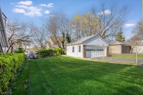 261 Terhune Ave, Passaic, NJ 07055 photo 32