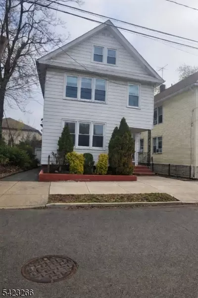 65 Hale St, New Brunswick, NJ 08901
