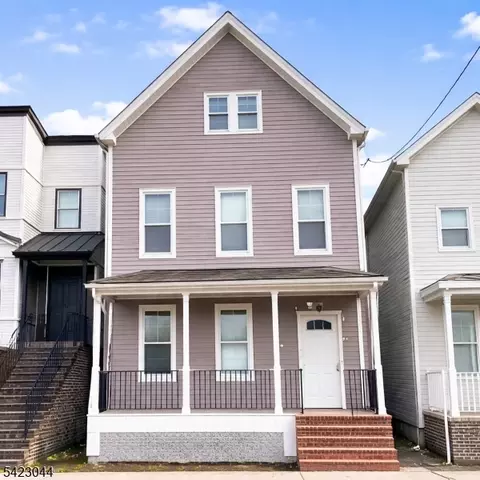 453 Fulton St, Elizabeth City, NJ 07206
