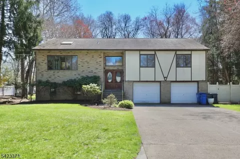 442 Marlboro Rd, Englewood, NJ 07631
