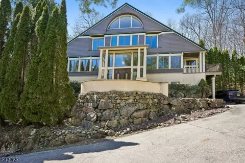 54 Upper High Crest Dr, West Milford, NJ 07480