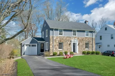40 Elmwood Ave, Chatham, NJ 07928