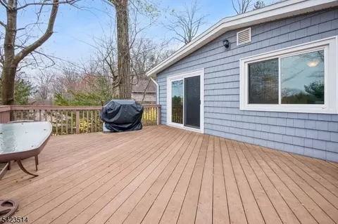 10 Laurel Trl, Kinnelon, NJ 07405 photo 29