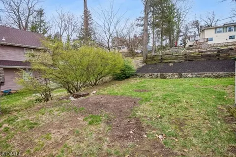 10 Laurel Trl, Kinnelon, NJ 07405 photo 35
