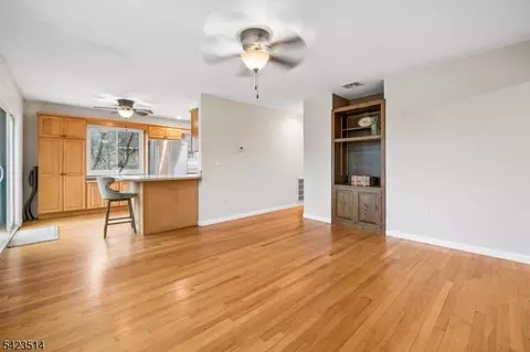 10 Laurel Trl, Kinnelon, NJ 07405 photo 8