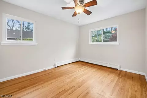 10 Laurel Trl, Kinnelon, NJ 07405 photo 18