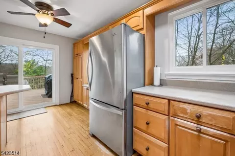 10 Laurel Trl, Kinnelon, NJ 07405 photo 12