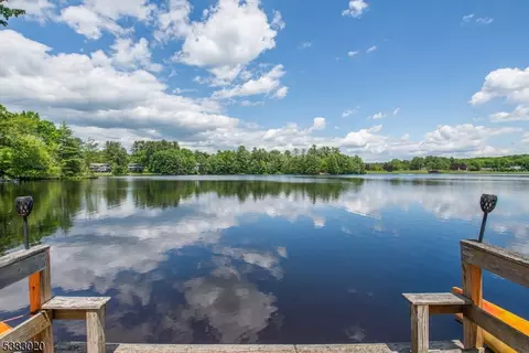 109 N Shore Pt # -B, Montague Twp, NJ 07827
