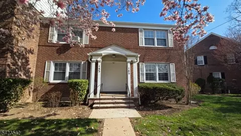145 River Dr #145, Elmwood Park, NJ 07407