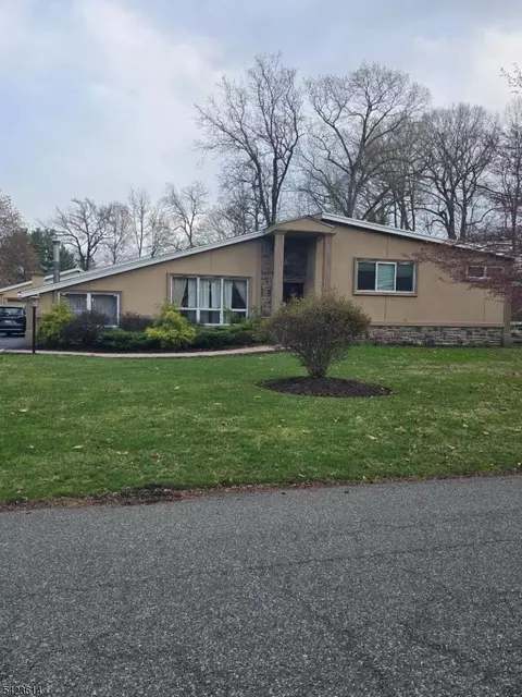 6 Wills Ave, Wayne, NJ 07470 photo 2