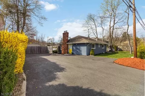 5453 Berkshire Valley Rd, Oak Ridge, NJ 07438
