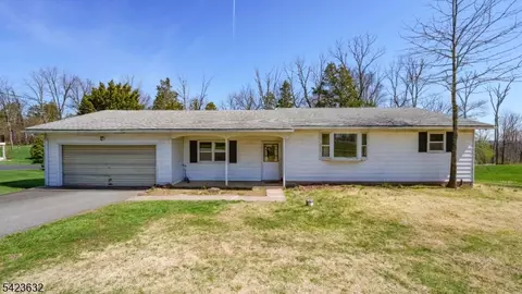 7 Charles Rd, Milford, NJ 08848