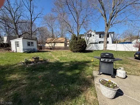 12 Storms Ave, Haskell, NJ 07420 photo 9