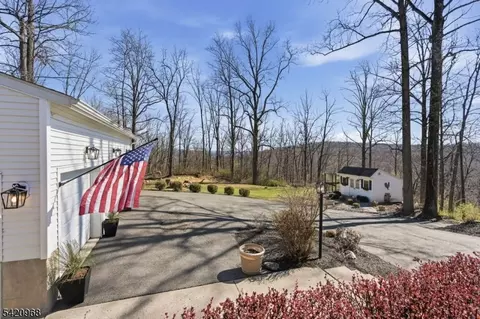 97 Mount Rascal Rd, Hackettstown, NJ 07840 photo 5