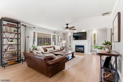 97 Mount Rascal Rd, Hackettstown, NJ 07840