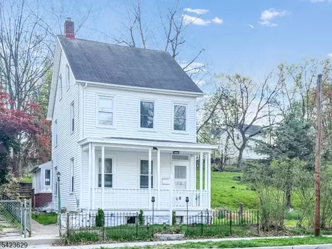 564 Warren St, Phillipsburg, NJ 08865