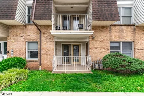 100 W Grand St, Elizabeth, NJ 07202