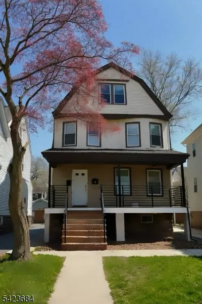 92 N Oraton Pkwy, East Orange, NJ 07017