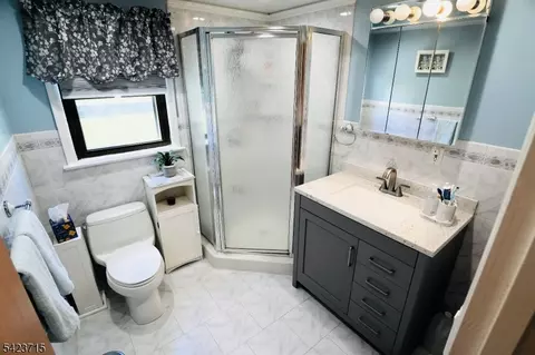 Bath - 58 William St, Dover, NJ 07801 photo 1 of 4