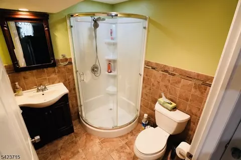 Bath - 58 William St, Dover, NJ 07801 photo 3 of 4
