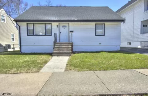 15 John St, Passaic, NJ 07055