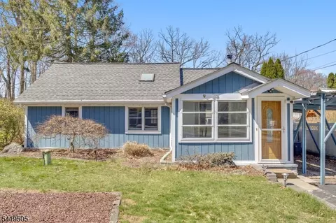 28 Oriole Rd, Jefferson, NJ 07438