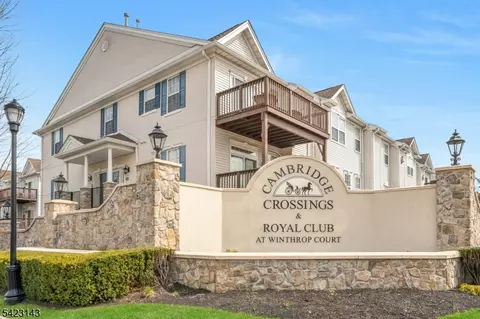 1107 Wickham Ter #374, Clifton, NJ 07013