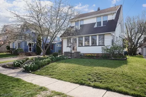 563 Pierson St, Westfield, NJ 07090