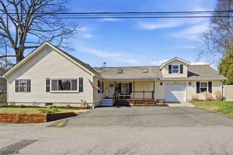 12 Canfield St, Stanhope, NJ 07874