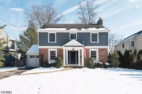 17 Mercer Ave, Chatham, NJ 07928