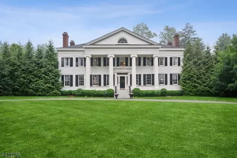 44 Spring Valley Rd, Morristown, NJ 07960
