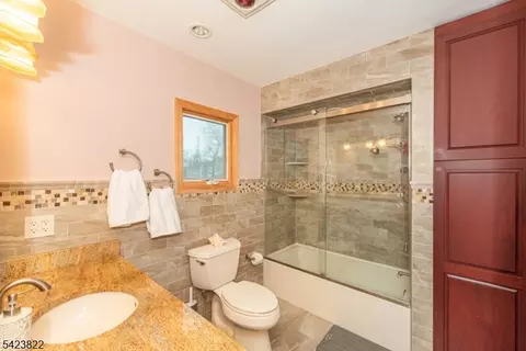 47 Laurel Dr, Wayne, NJ 07470 photo 17