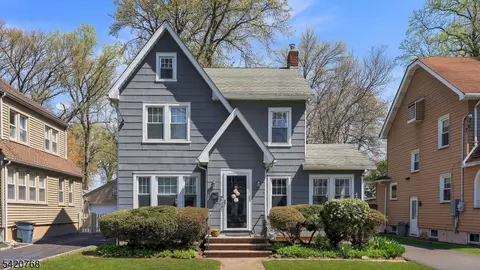 24 Greaves Pl, Cranford, NJ 07016