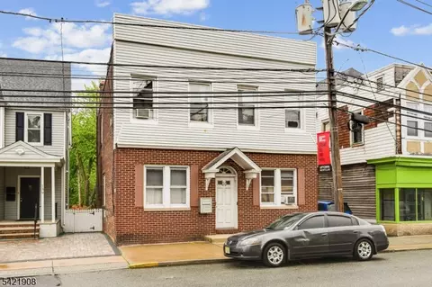 137 Valley Rd, Montclair, NJ 07042