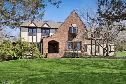 34 Knollcroft Rd, Basking Ridge, NJ 07920