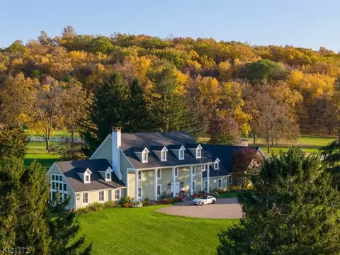 112 Quarry Rd, Sussex, NJ 07461