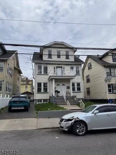 219 Renner Ave, Newark, NJ 07112