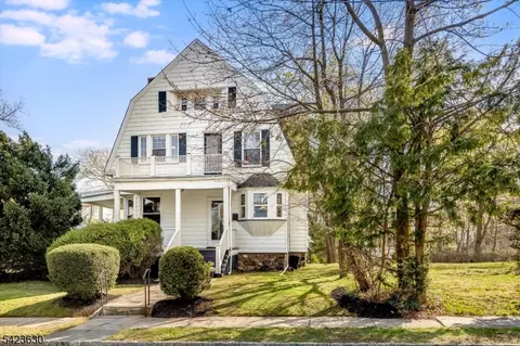 39 Draper Ter, Montclair, NJ 07042