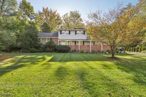 2004 Winding Brook Way, Scotch Plains, NJ 07076